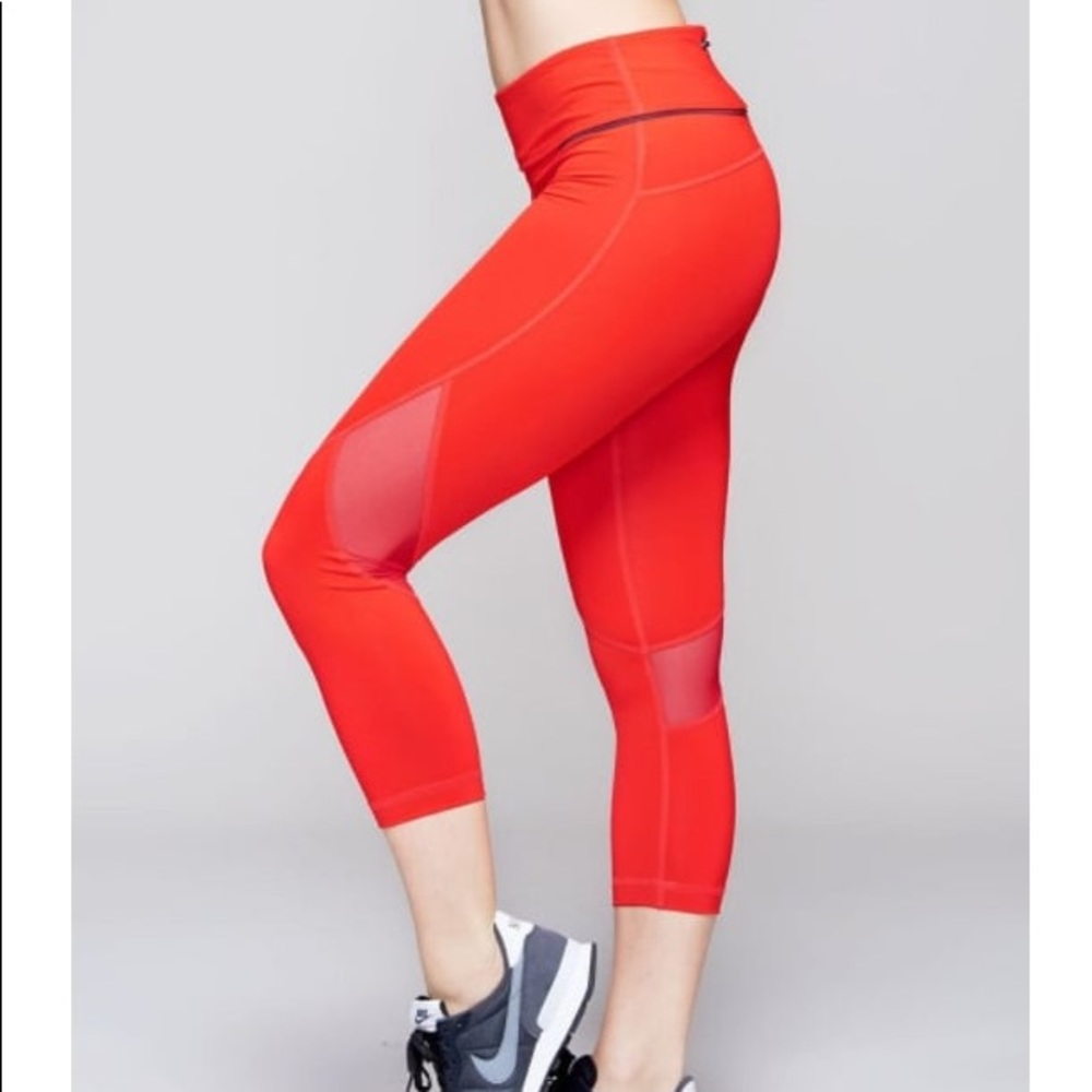 NWT Alala Captain Crop in Red